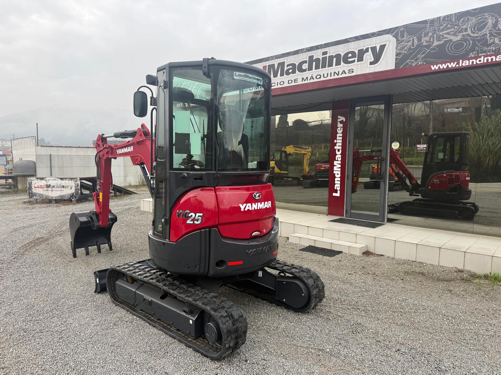 WhatsApp Image 2025-12-11 at 09.05.58 (3)