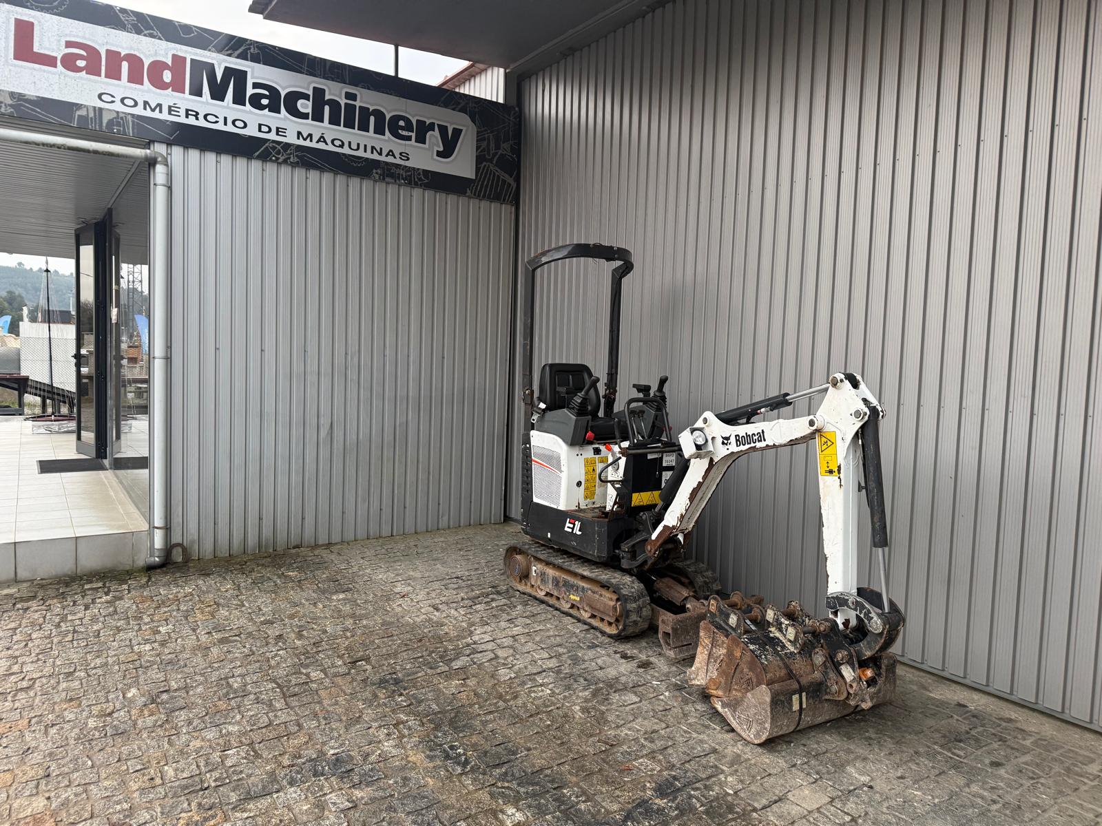 WhatsApp Image 2025-12-19 at 16.51.05 (2)